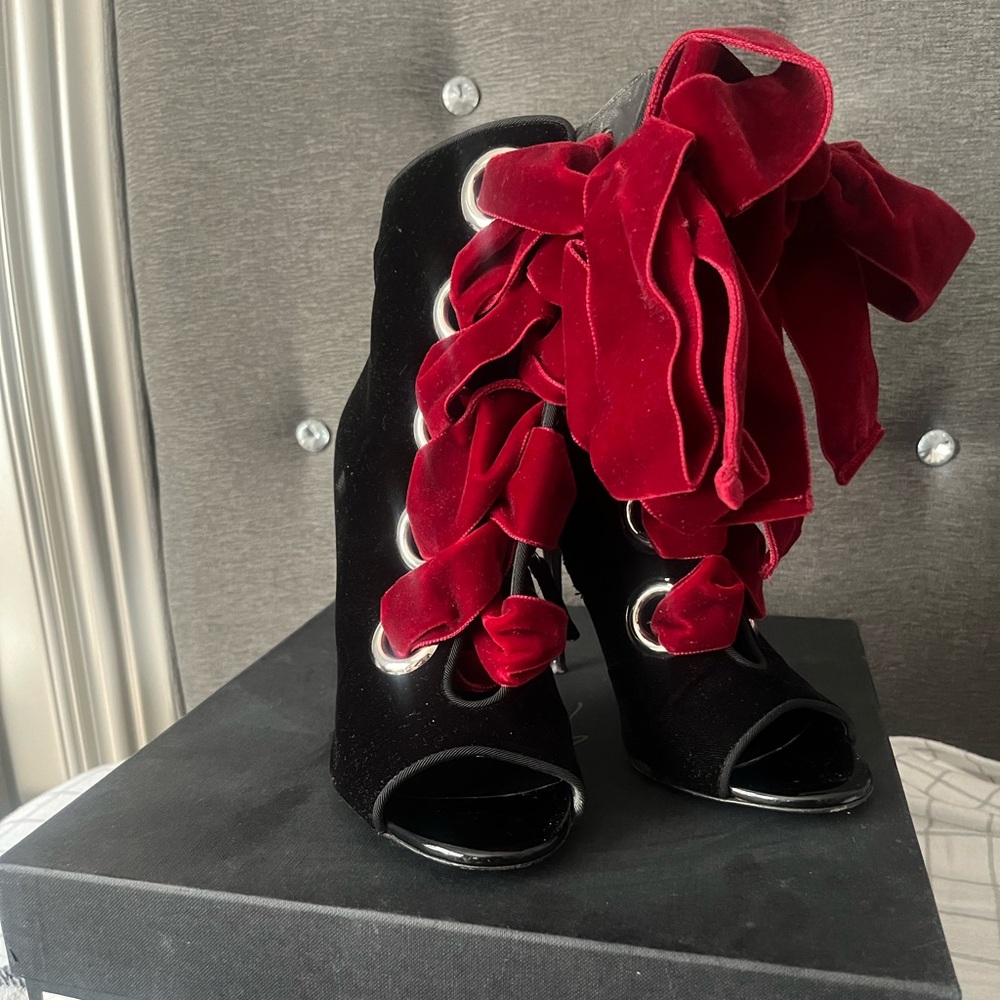 Giuseppe Mistico Veronica Tie Bootie